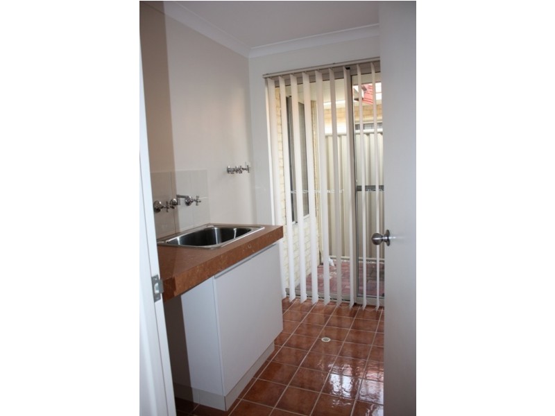 A/27 Hogarth Street, Cannington WA 6107