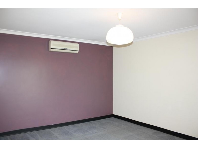 7B Jennifer Place, Alexander Heights WA 6064