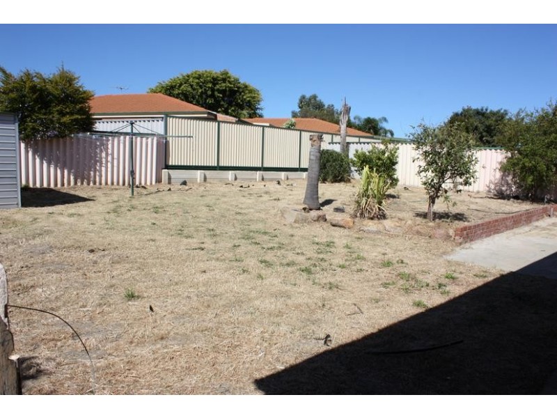 58 Rawlinson, Marangaroo WA 6064