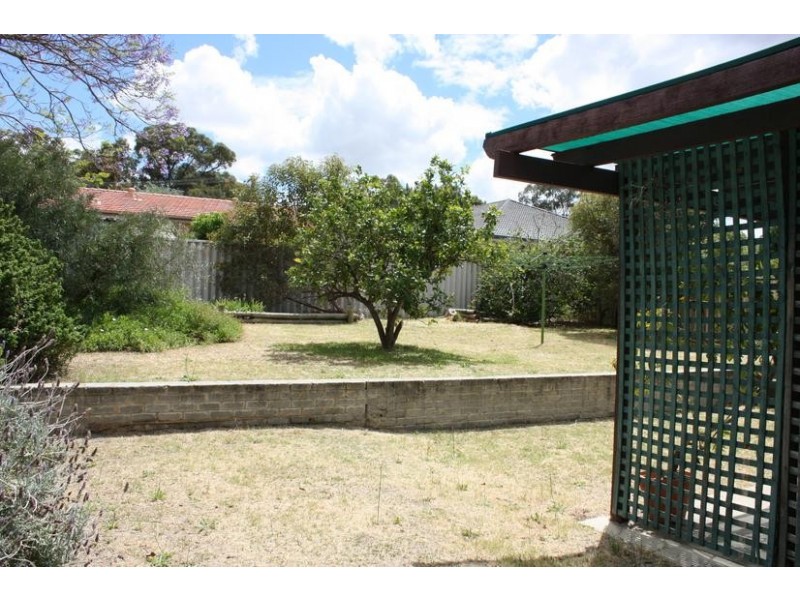 13 Denston Way, Girrawheen WA 6064