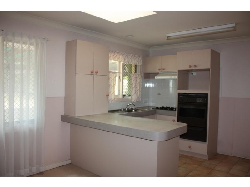 13 Denston Way, Girrawheen WA 6064