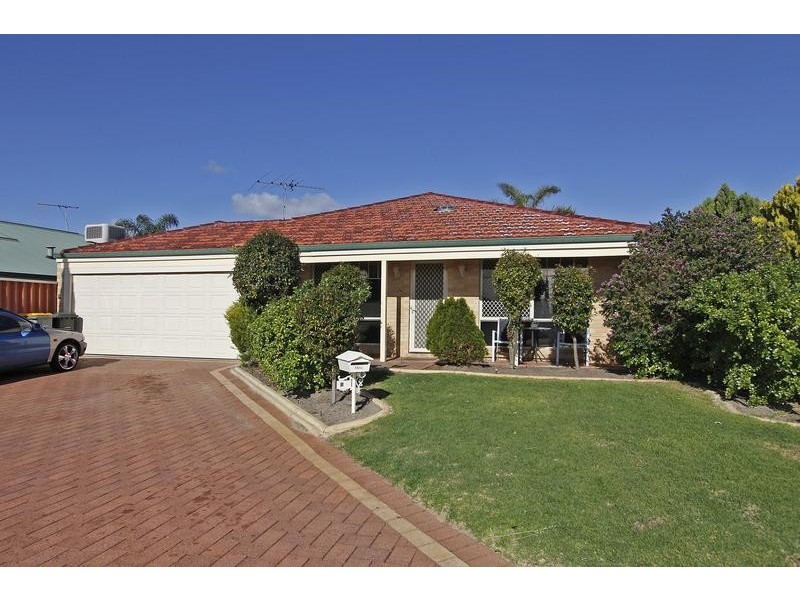 11 Bartle Lane, Alexander Heights WA 6064