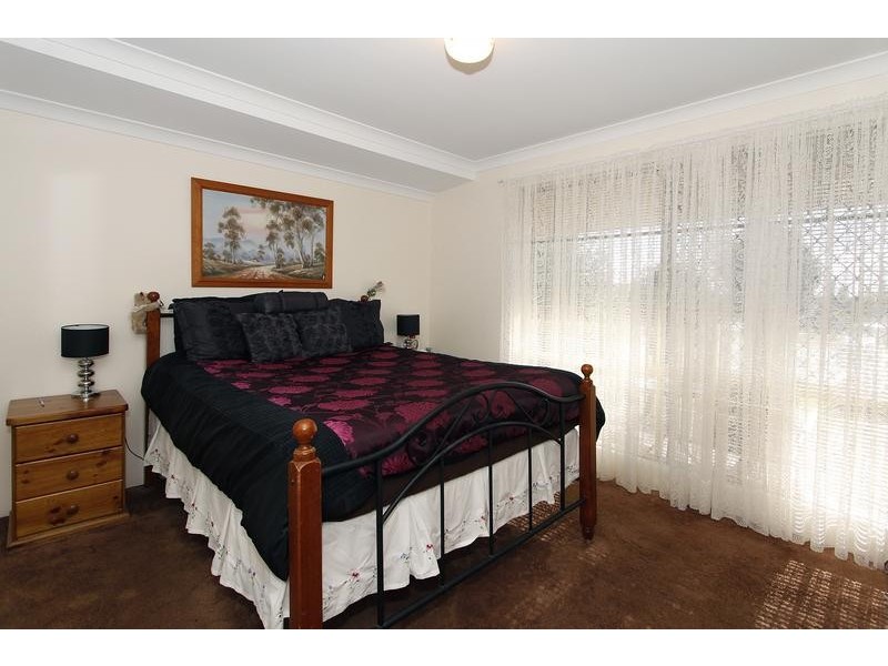 11 Bartle Lane, Alexander Heights WA 6064