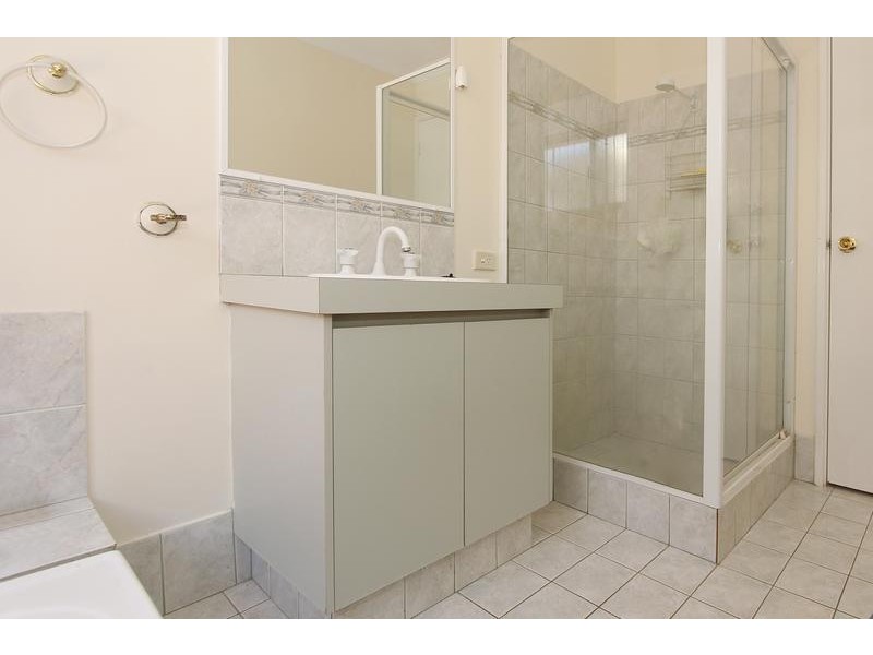 11 Bartle Lane, Alexander Heights WA 6064