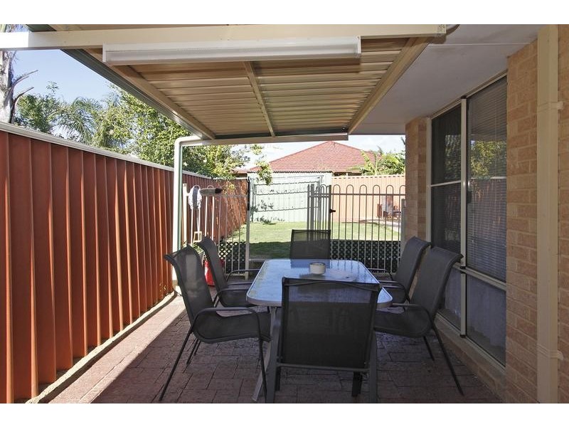 11 Bartle Lane, Alexander Heights WA 6064