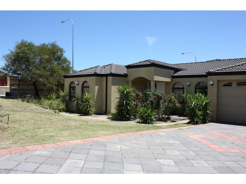 1 Valley Views Drive, Landsdale WA 6065