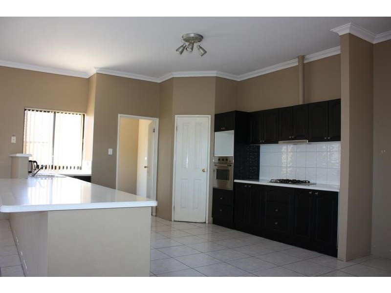 1 Valley Views Drive, Landsdale WA 6065