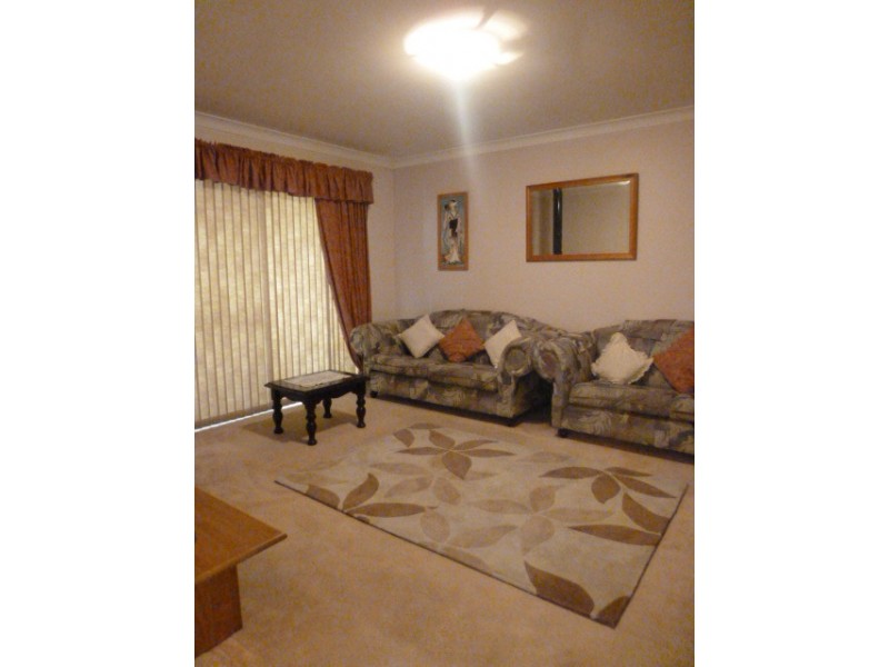 2 Josephine Way, Alexander Heights WA 6064