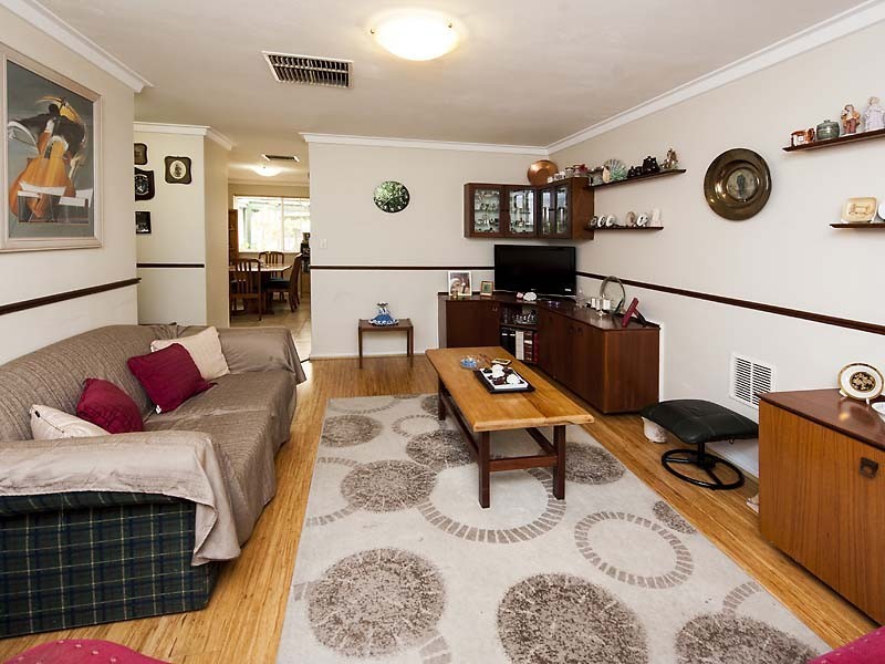 15 Althorne Way, Girrawheen WA 6064