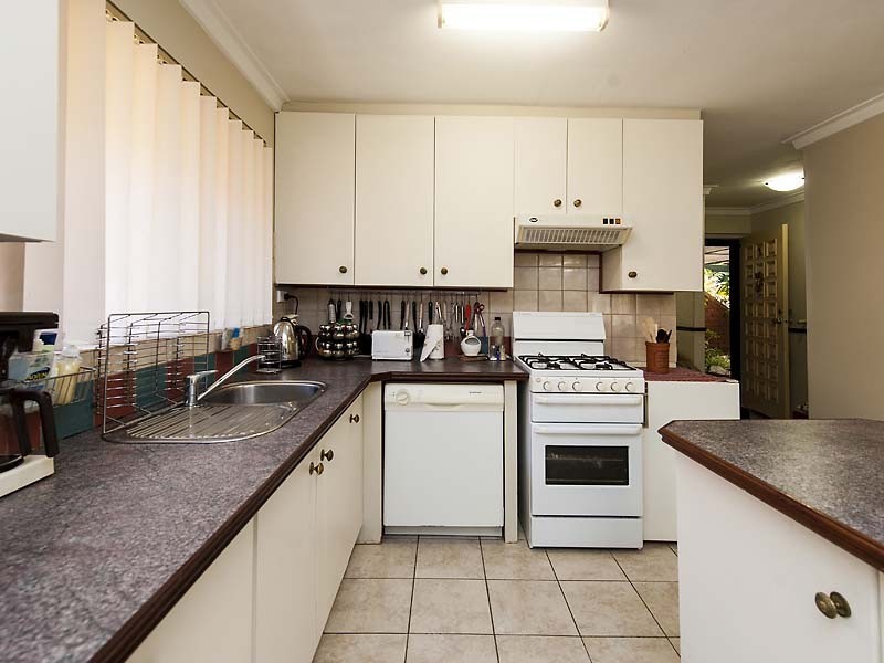 15 Althorne Way, Girrawheen WA 6064