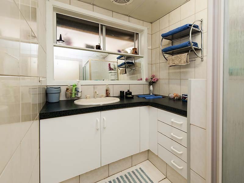 15 Althorne Way, Girrawheen WA 6064