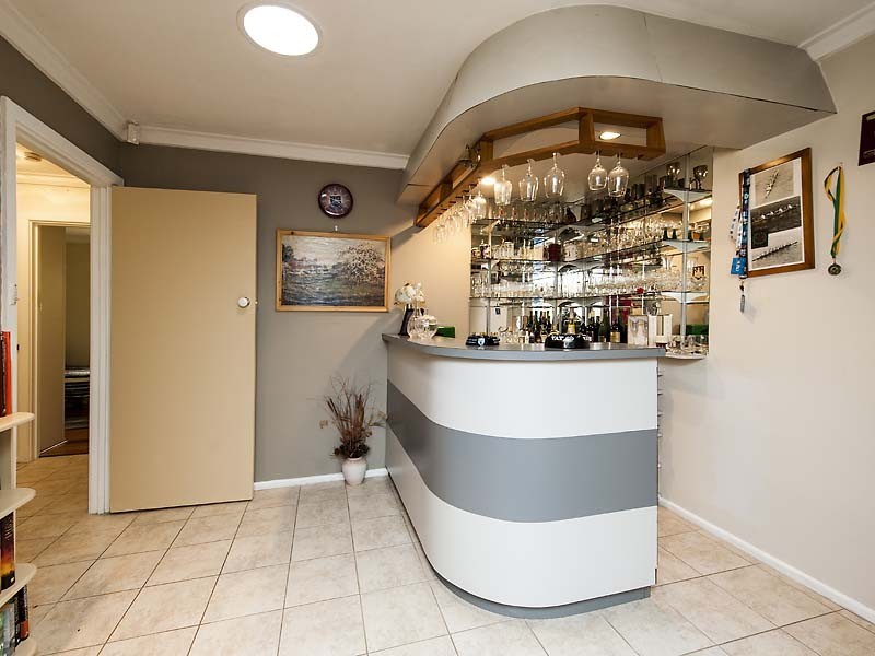 15 Althorne Way, Girrawheen WA 6064