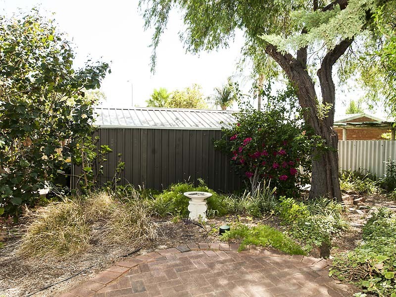 15 Althorne Way, Girrawheen WA 6064