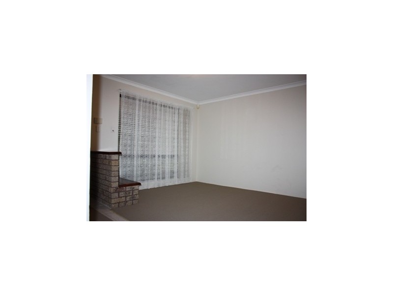 19 Drevon Place, Marangaroo WA 6064