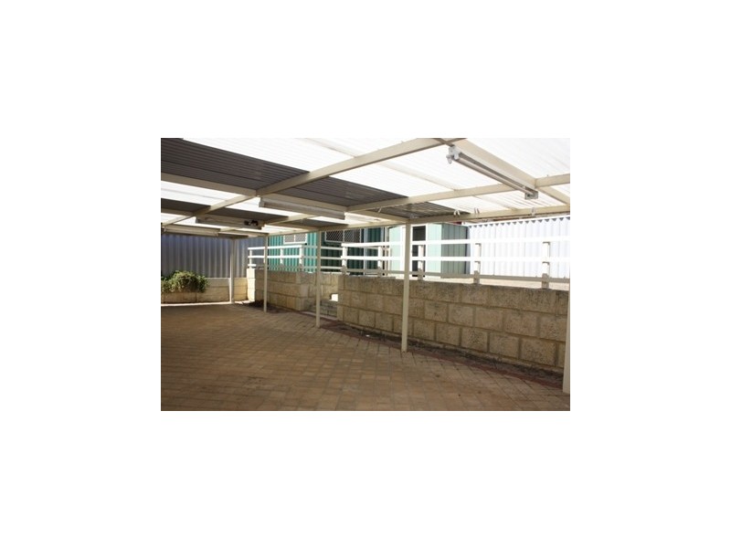 5 Clisby Brace, Alexander Heights WA 6064