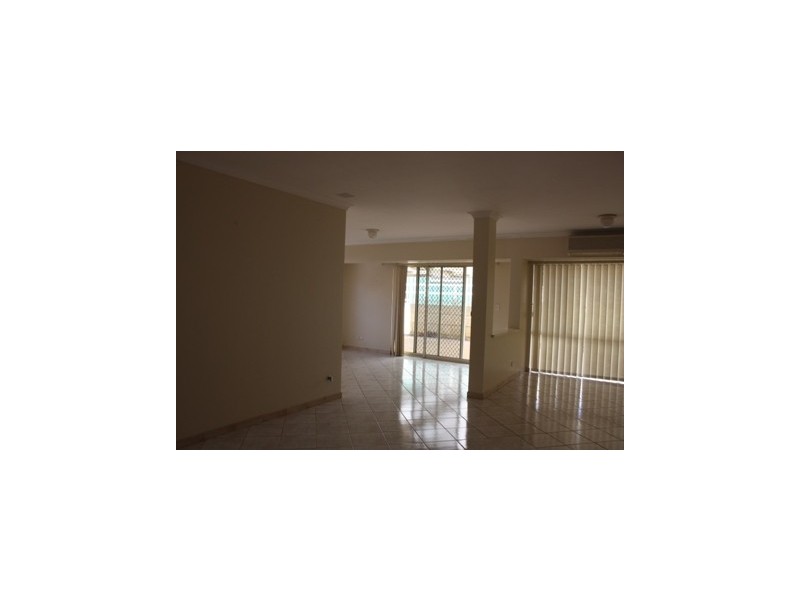 5 Clisby Brace, Alexander Heights WA 6064