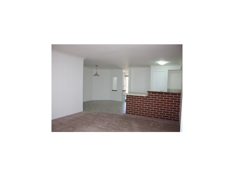 20 Claredon Court, Alexander Heights WA 6064