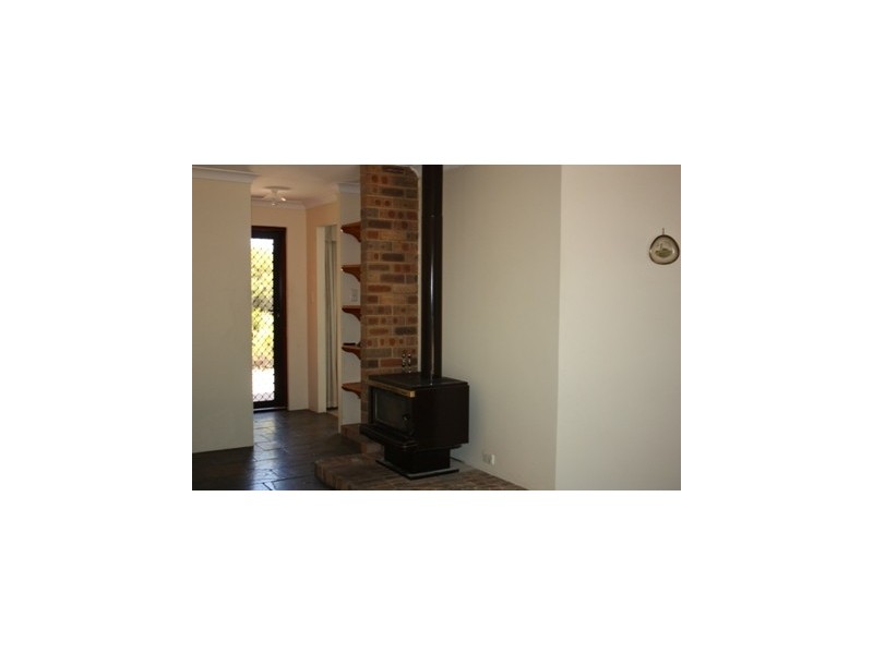 6 Synnot View, Marangaroo WA 6064