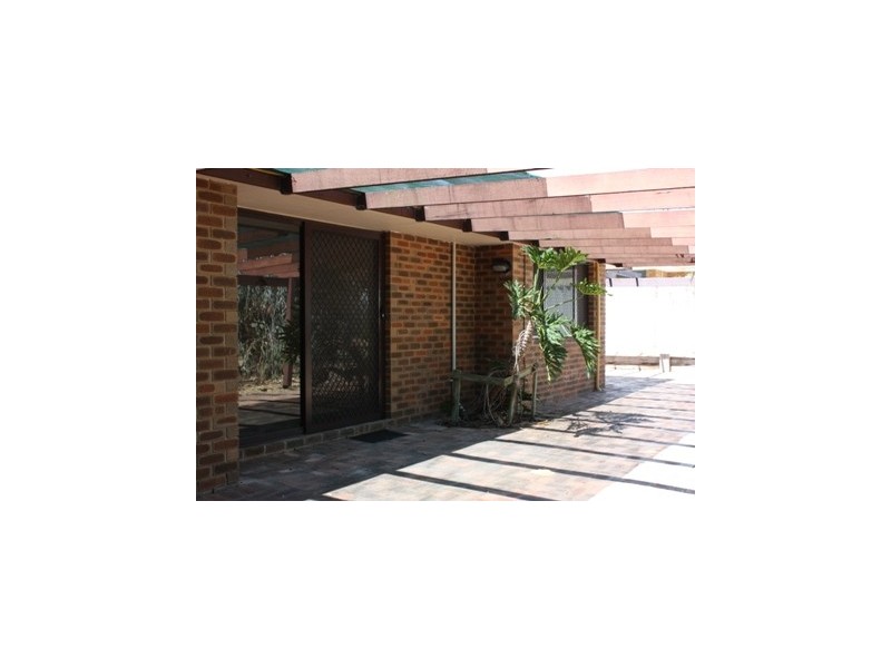 6 Synnot View, Marangaroo WA 6064