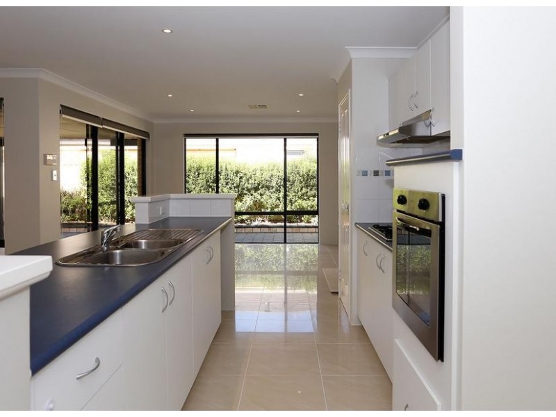 42 Silver Princess Way, Jane Brook WA 6056