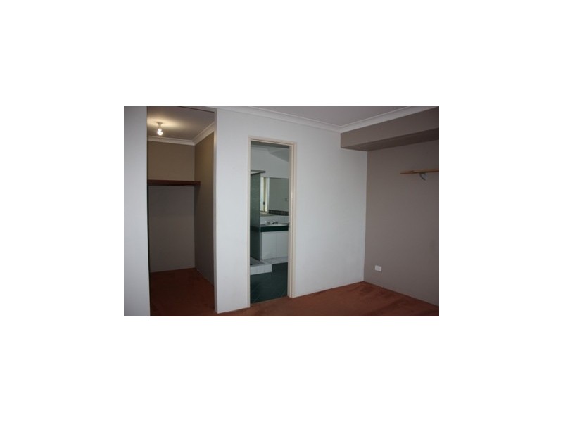 9 Emblem Loop, Alexander Heights WA 6064