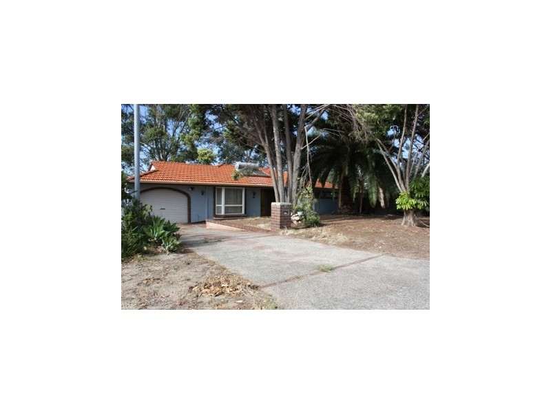 35 Brecknock Way, Girrawheen WA 6064