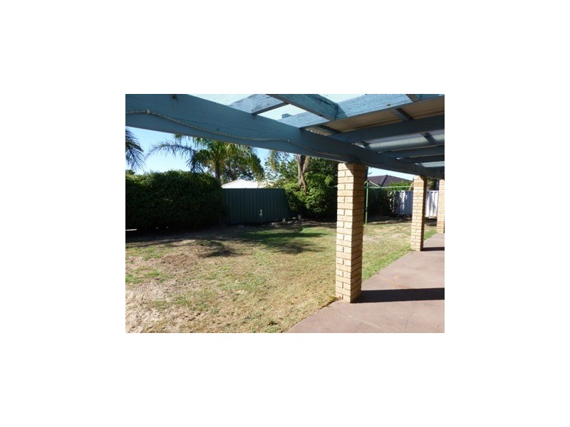 44 The Avenue, Alexander Heights WA 6064