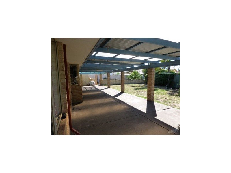 44 The Avenue, Alexander Heights WA 6064