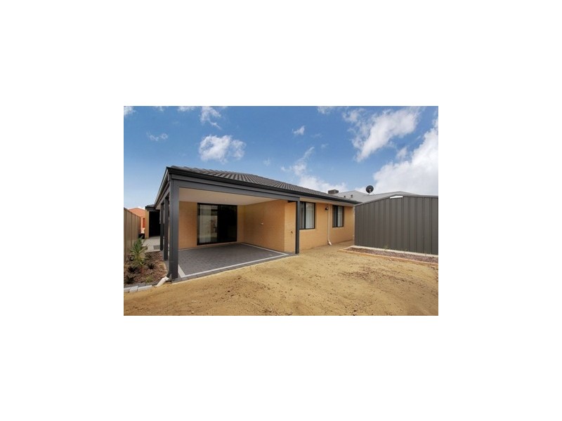 14 Saffron Way, Landsdale WA 6065
