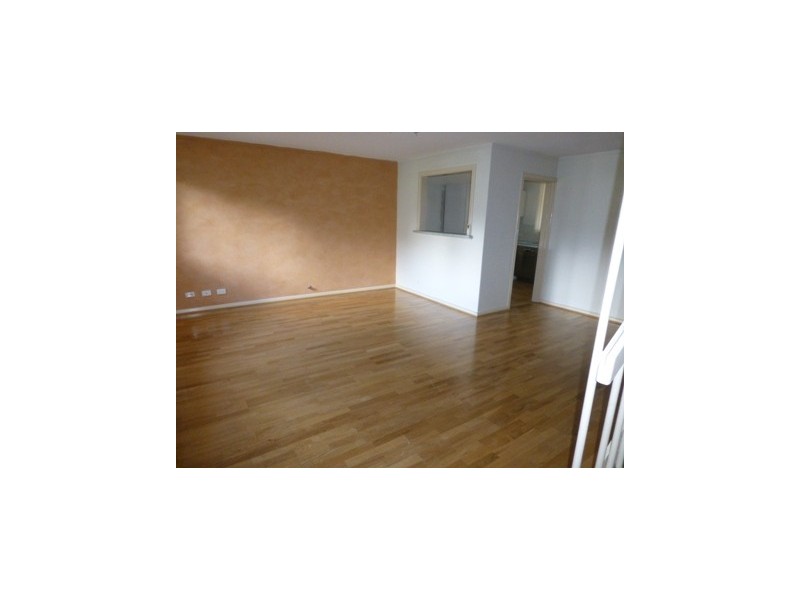 5/20 Shortland Way, Girrawheen WA 6064