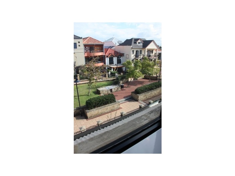 12 Haig Park Circle, East Perth WA 6004