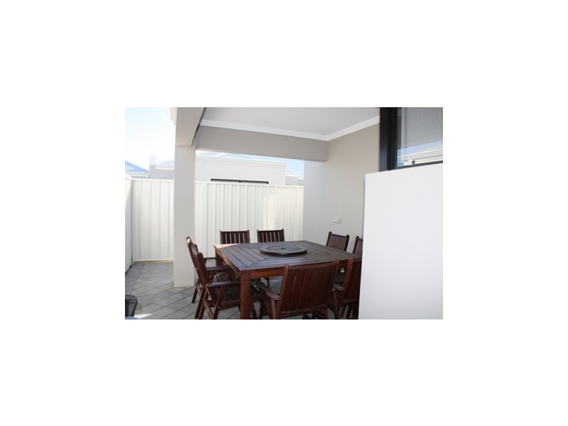 10B May Drive, Nollamara WA 6061