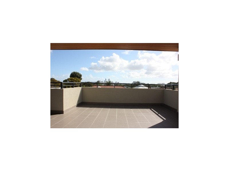 15B Cookham Road, Lathlain WA 6100