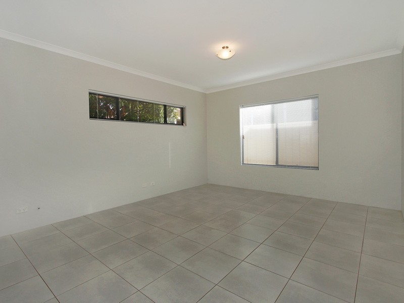 2A Earls Place, Balga WA 6061