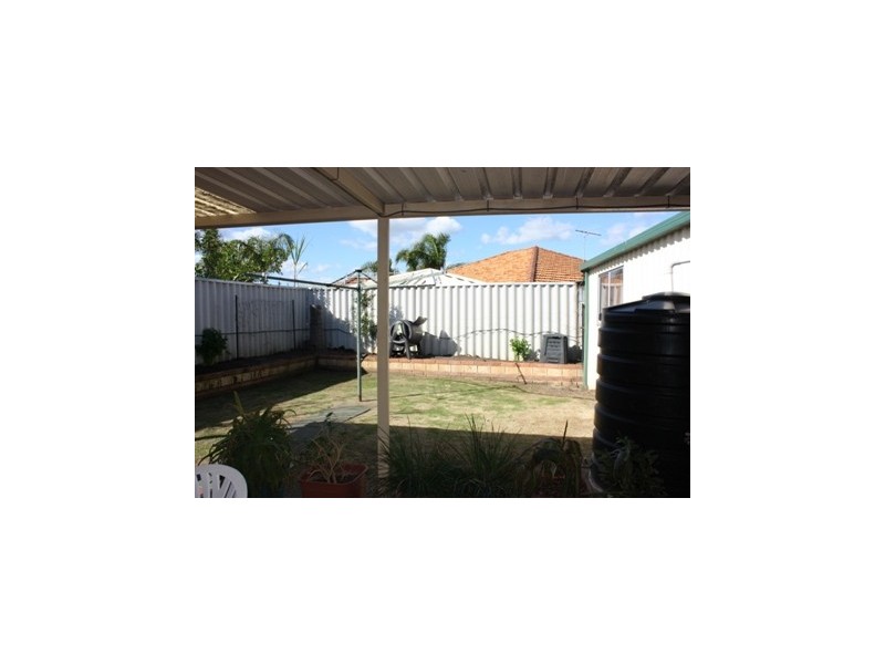 10 Sabine Grove, Alexander Heights WA 6064