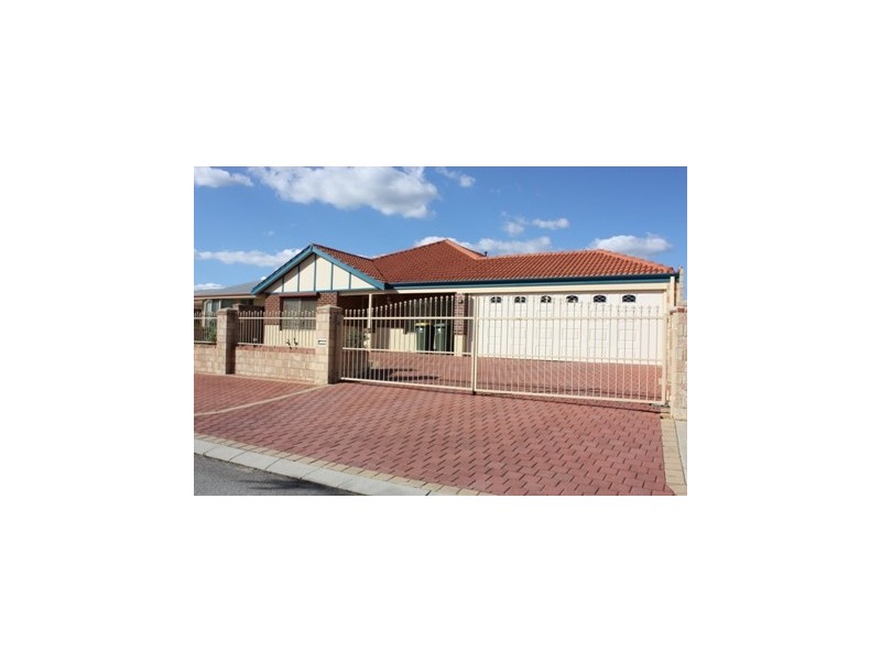 10 Sabine Grove, Alexander Heights WA 6064