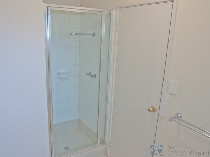 4/81 Azelia Street, Alexander Heights WA 6064