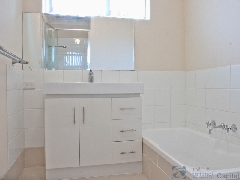 4/81 Azelia Street, Alexander Heights WA 6064