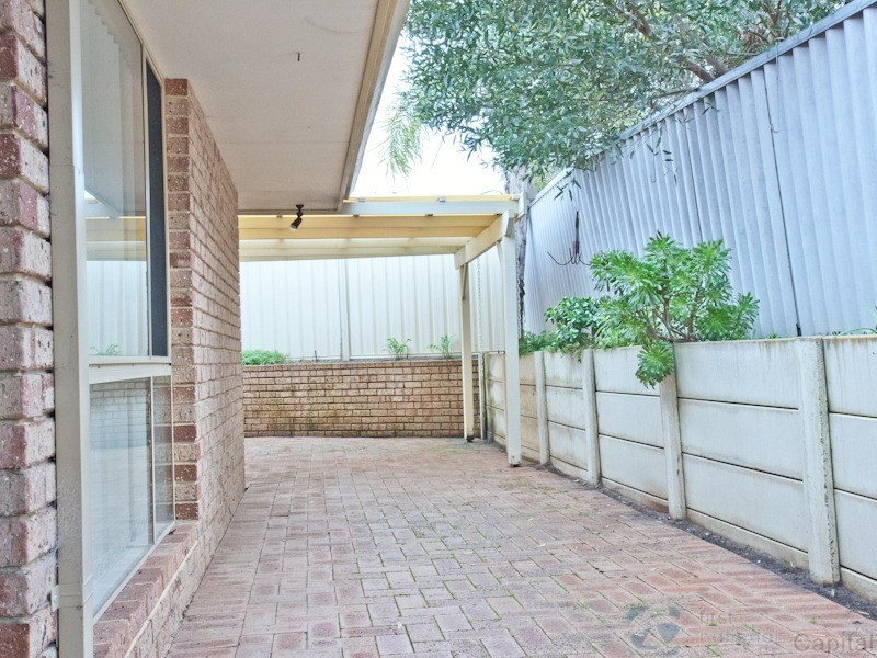 4/81 Azelia Street, Alexander Heights WA 6064