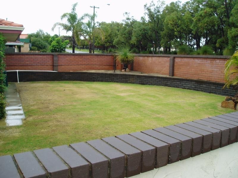 25 Fieldgate Square, Balga WA 6061
