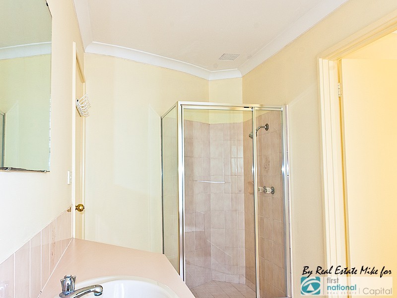 10 Windarra Heights, Marangaroo WA 6064