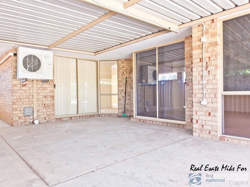 10 Windarra Heights, Marangaroo WA 6064