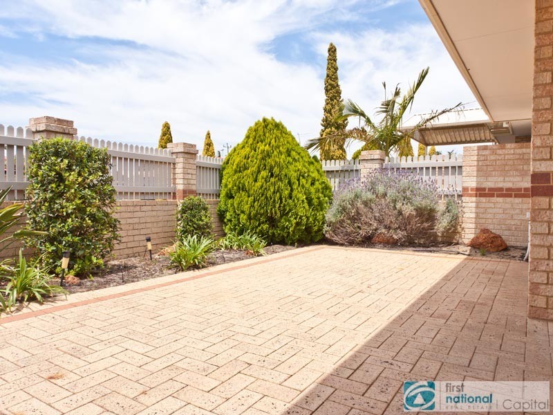 7/3 Adelphi Court, Marangaroo WA 6064