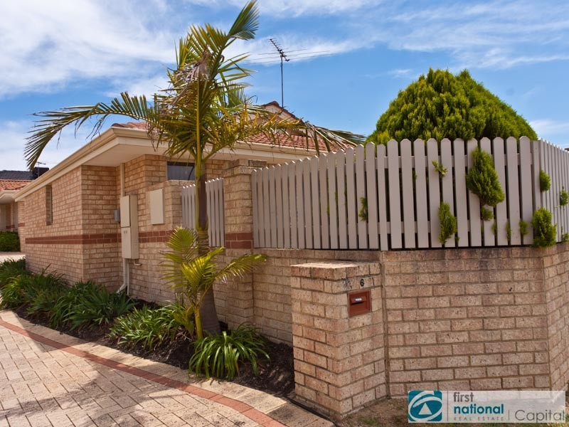 7/3 Adelphi Court, Marangaroo WA 6064