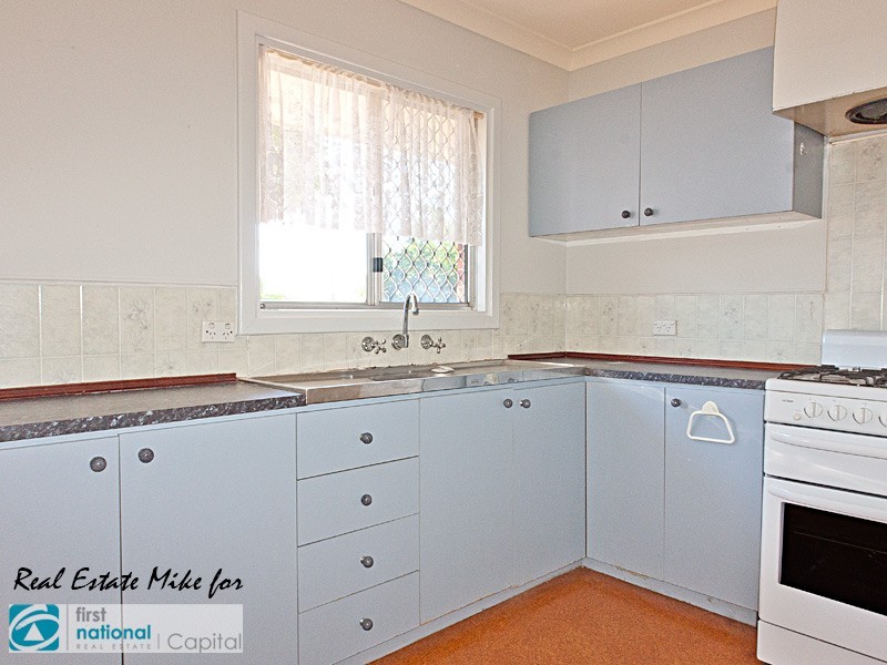 13 Burnham Way, Girrawheen WA 6064