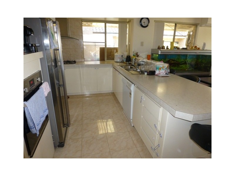 9 Scholar Close, Marangaroo WA 6064