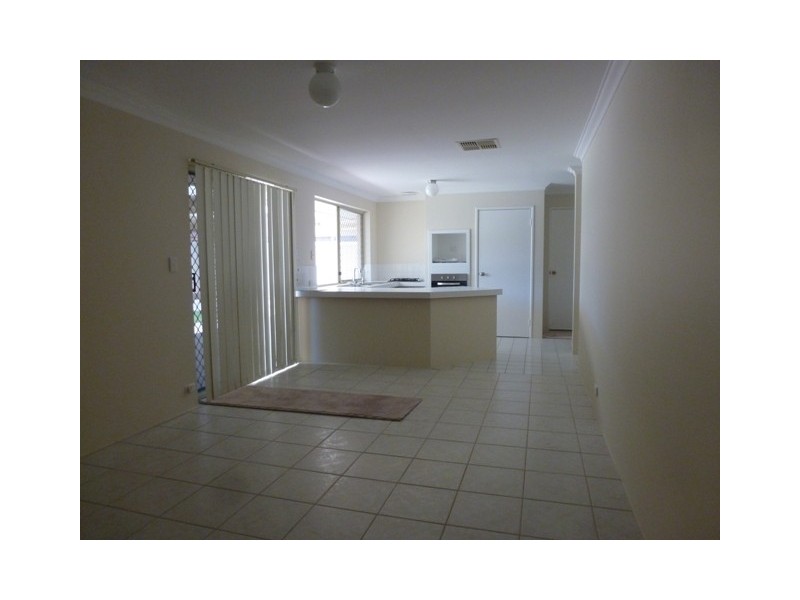 13 Yandal Crescent, Ballajura WA 6066