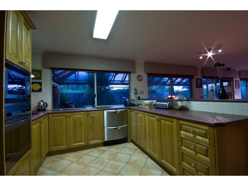 5 Brookway Retreat, Landsdale WA 6065