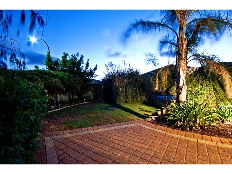 5 Brookway Retreat, Landsdale WA 6065