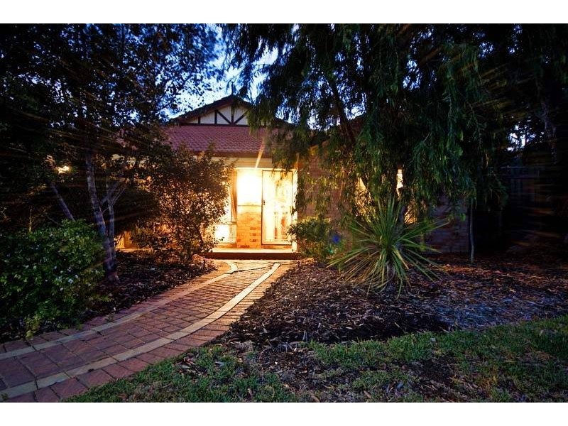 5 Brookway Retreat, Landsdale WA 6065